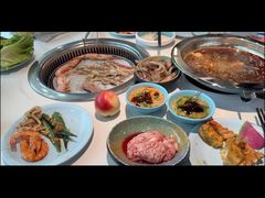 -和谐号海鲜烤肉火锅自助餐厅(车城万达店)