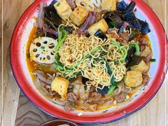 -文立新·秤盘麻辣烫(天通苑店)
