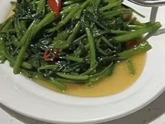 -肥仔文澳门猪骨煲(南京西路店)