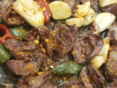 -老东镇啤酒屋海鲜加工·蒸汽海鲜·海鲜烧烤(台东店)