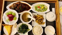 -馨月汇·一悦馨香月子中心(前滩店)