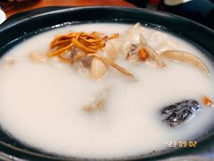虫草花蹄花汤-付小姐在成都(中山公园店)