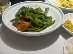 -关东小磨东北菜(漕河泾印象城店)