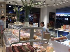 面包甜点陈列柜-好利来(龙首印象城店)