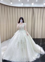 -拉瑞娜LaReine婚纱礼服高级定制