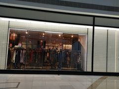 -ZARA(恒隆广场店)