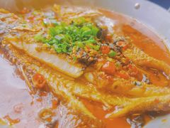 -几个木匠匠人厨房
