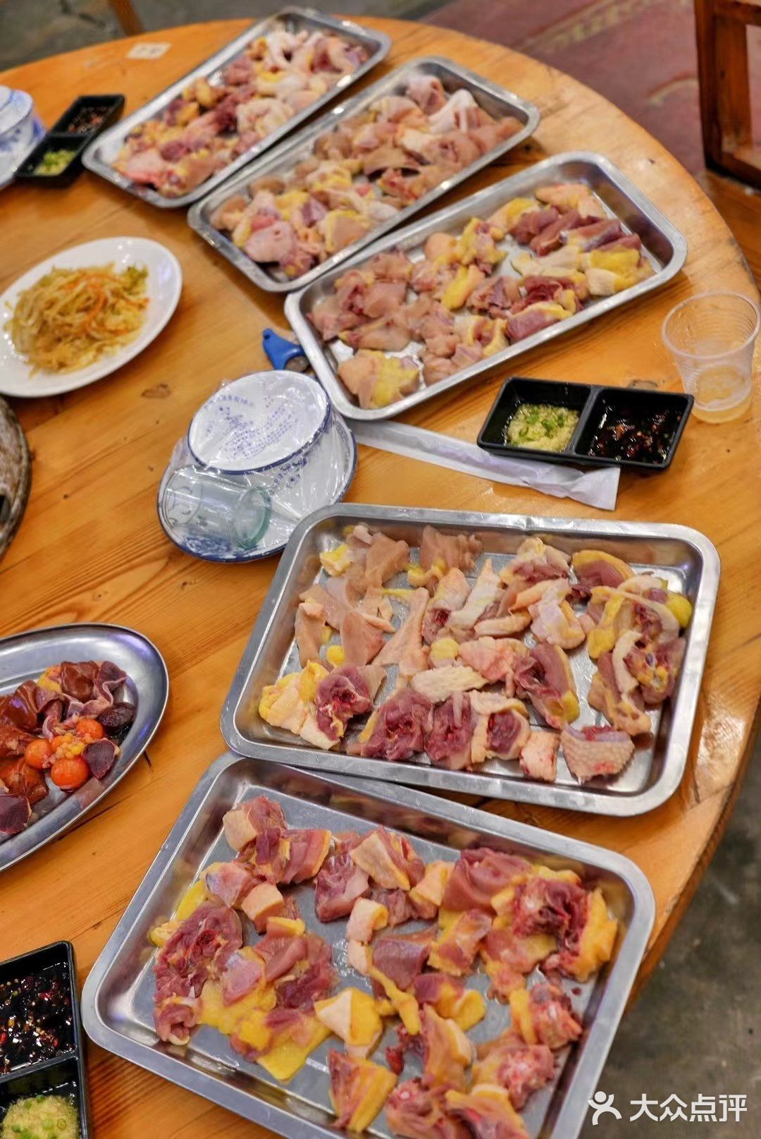 炭炉羊肉鸡煲-温暖滋味，鸡肉新鲜滋补