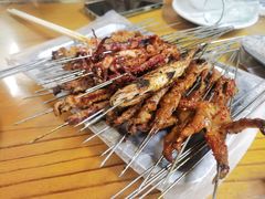 -亨利烧烤(理想山店)