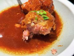 鸭蛋黄狮子头-梅飞酒家(桑园路店)