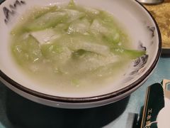-呷湘厨·鱼汤捞饭·剁椒鱼头·辣椒炒肉(国家会展中心店)