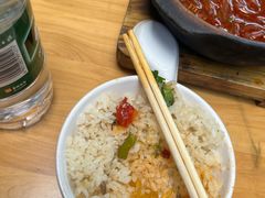 -有红鸡毛店·砂锅菜(抚琴夜市店)