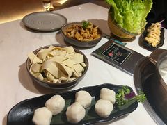 -喃喃椰·糟粕醋·椰子鸡火锅(七堡花园店)