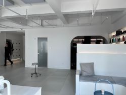 -Hello Lady发型设计