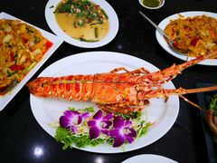 -光海鲜鱼翅餐厅(叻差拉披色路店)