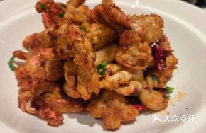 Stir-Fried Yuanbao Crab with Ginger and Green Onion and Rice Noodles