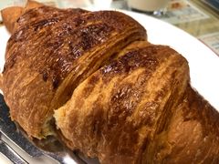 牛油腿蛋牛角包-黄恩记茶餐厅(杨箕店)