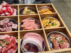 -马路牙子烧烤馄饨酒馆(望京店)
