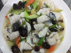 -渔家小院观海海肠捞饭地方菜(环海中路店)