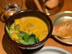 -SHAN山(前滩太古里店)