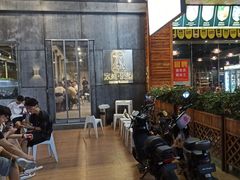 大堂-本炙炭烤·蒲烧活鳗料理店(金沙洲店)