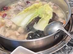 -一席地·本地鸡窝·杭帮鸡火锅(萧山银隆百货店)