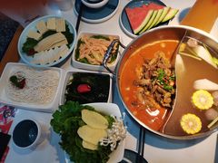 -潮汕酱记鲜牛肉火锅(欧尚店)