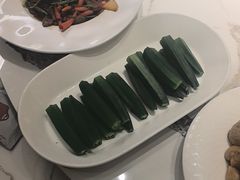 -新丁香海鲜酒店(银海商贸城店)