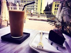 -UNI UNI(环亚凯瑟琳店)