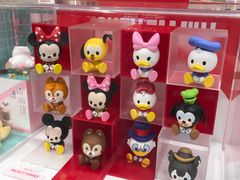 -泡泡玛特POPMART(蓝色港湾店)