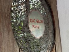-Cuc Gach Quan Restaurant