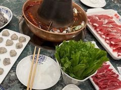 -楼外楼大刀肉传统火锅居(博学路店)