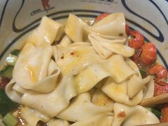 -陇上秦轩西安biangbiang面(朝龙汇店)