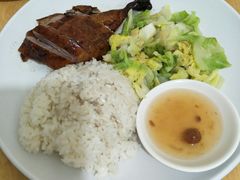 鸭腿饭-粤味轩快餐店(天下第一泉店)