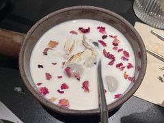 乍甸奶白酒-Ameigo梅果·云贵川bistro(长宁来福士店)