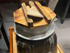 -魏铭鱼头捞饭(晋阳路店)