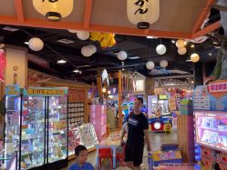 -卡通尼乐园(新达汇三林店)