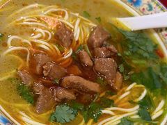 -金杨拉面王小吃面馆·牛三宝面·红烧牛肉粉