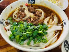-任记七中刀削面(总店)