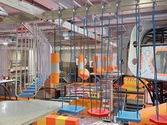 -嗨翻Hi-Fun竞技主题乐园·蹦床亲子生日轰趴(国光1937店)