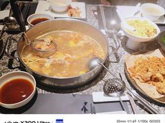 -辉哥火锅(虹桥路店)