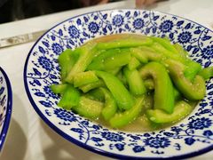 清炒丝瓜-新新湘菜馆(新中街二条店)