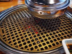 -唯成•韩国炭火烤肉 유성고기