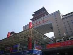 -全家便利店(莲花池东路店)