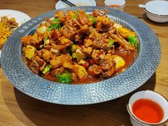 -俭寨大盘鸡·手抓肉·烧烤新疆菜(乌苏路店)