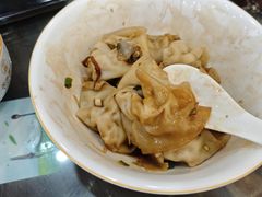 -笑来喜馄饨小笼工坊(通扬路店)