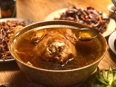 松茸藏香鸡-缘生态云南菜·野生菌庭院餐厅(华侨城店)