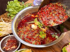 -赵美丽·重庆社区火锅·直营店(火车东站·中豪国际店)