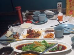 -老周家酱卤猪蹄私房菜(克拉玛依西街店)