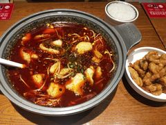 -渝是乎酸菜鱼(龙旗购物中心店)